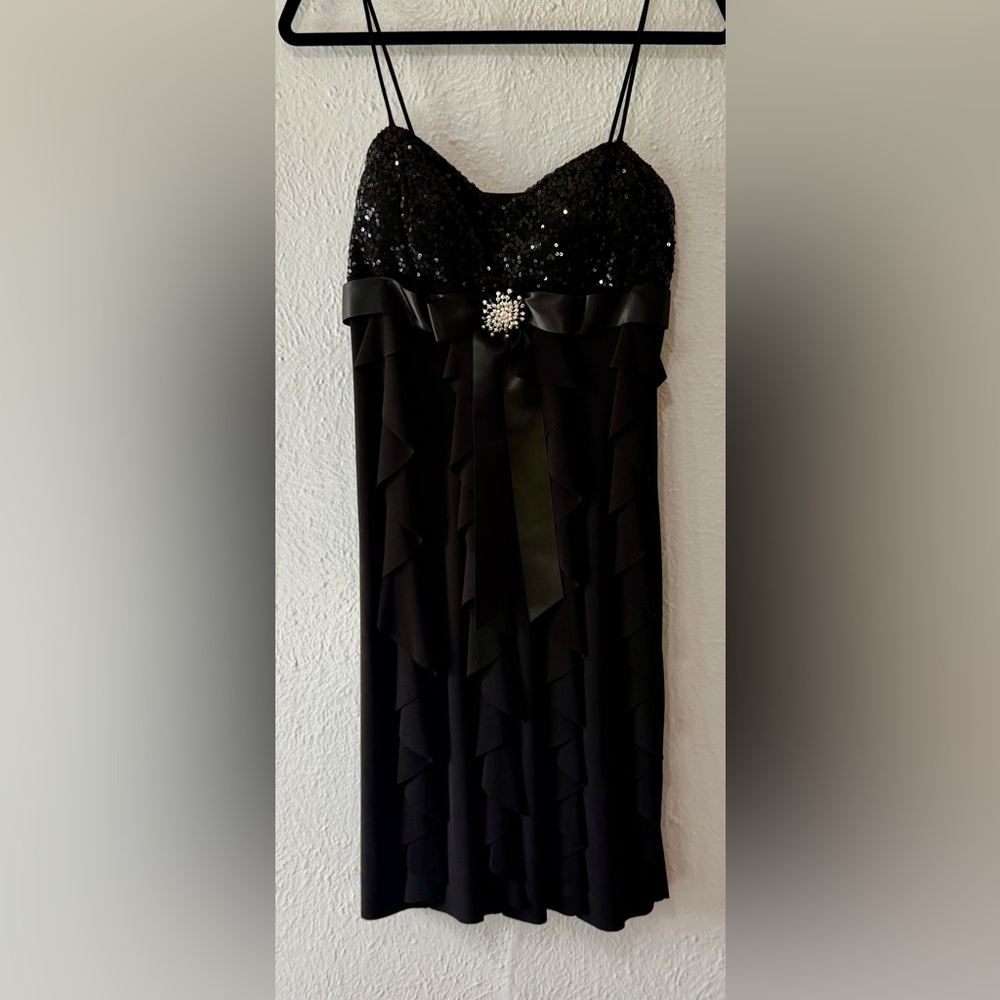 Cache Elegant Black Sequin Dress